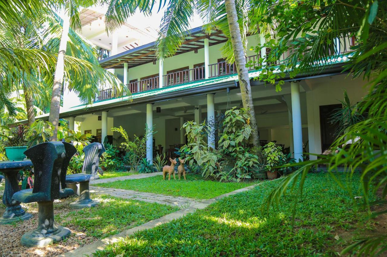 Tinara River Inn, Weligama Exterior foto